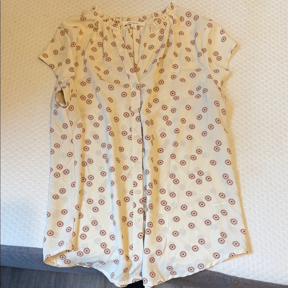 Chic Cream Floral Button-Down Shirt